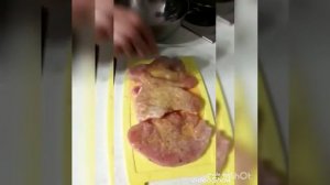 Грудка из индейки на сковороде сочная