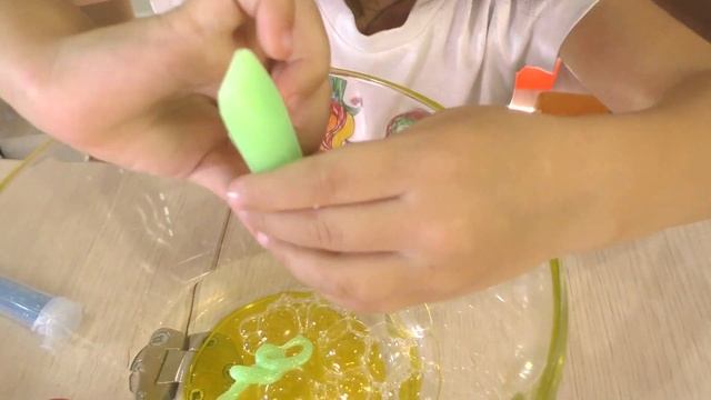 ТАЙНЫЕ КОРОБКИ СЛАЙМ ЧЕЛЛЕНДЖ MISTERY BOX SLIME CHALLENGE 3 ЦВЕТНЫХ ЛИЗУНА смотреть онлайн