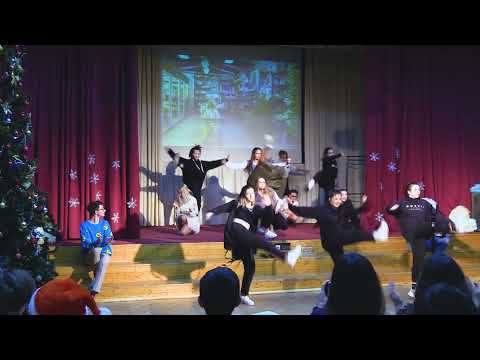 11 классы Музыкальный Новый Год 2021 ГБОУ Школа 2098 смотреть онлайн