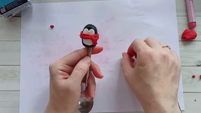 Мастер-класс: Декор ложки "эскимо-пингвинчик" из полимерной глины FIMO смотреть онлайн