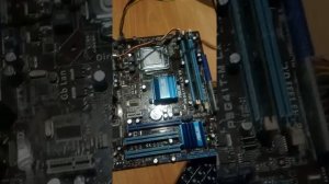 Не запускается p5g41t -m lx v2