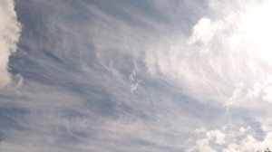 Красивые облака по небу плывут: ватные, пушистые, перистые. Интересные факты: из чего состоит облако