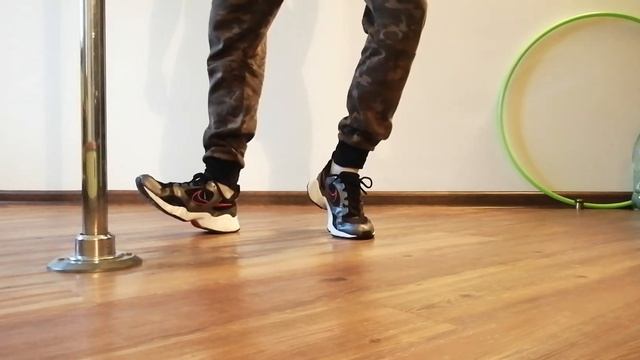 НОВАЯ ПРОСТАЯ ОБУЧАЛКА ТАНЦАМ ШАФЛ ИЗ ТИК ТОК ТАНЦЫ 2020 SHUFFLE DANCE TUTORIAL TOP TIKTOK DANCE