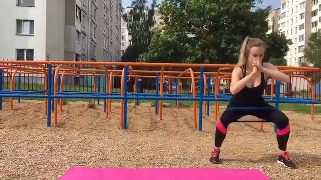 Обзор и принцип работы эспандера резинки для йоги и фитнеса смотреть онлайн