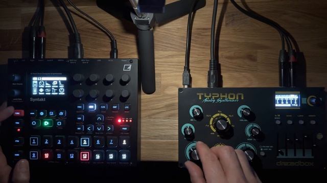 Elektron Syntakt & Dreadbox Typhon Trippy techno live смотреть онлайн