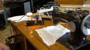 Вышивка шёлком на швейной машине с электроприводом