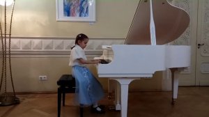 Ольга Севастьянова, 6 лет (фортепиано). Выступление 03.03.2022 г.