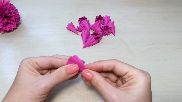 How to make Realistic and Easy Paper flowers DIY Paper Craft
