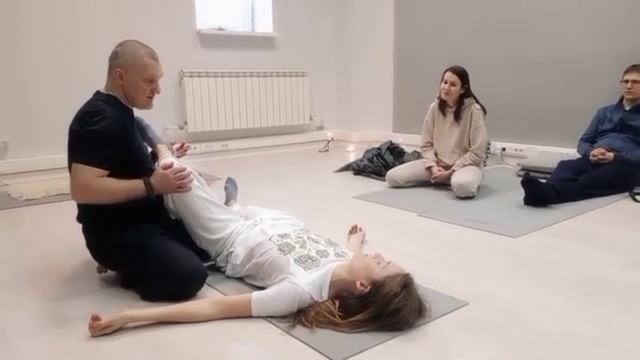 Тантра йога. Энергетическая волна и разблокировка бедра