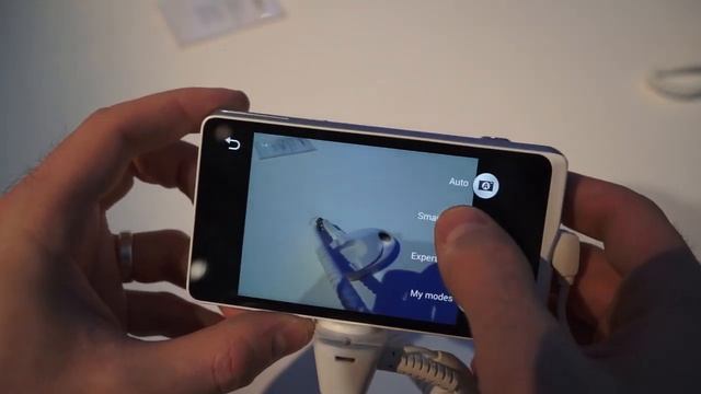 Samsung Galaxy Camera 2, prise en main au CES 2014 - par Test-Mobile.fr смотреть онлайн