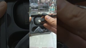 Распаковка беспроводных наушников Soundcore R50i