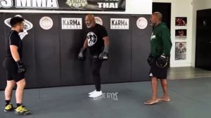 Тайсон учит бить чемпиона UFC / Техника бокса Майка Тайсона пикабу