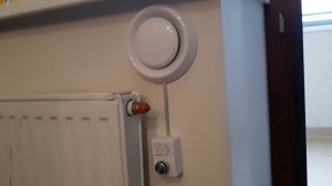 Установка рекуператора Mitsubishi Electric LGH-15RVX-ER на балконе
