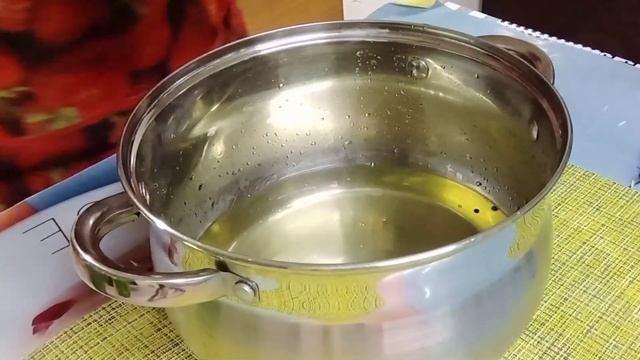 Огурцы как в магазине. Рецепт для маринования корнишонов, но я готовлю с ним все огурцы.