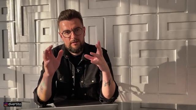Меркантильная девушка.