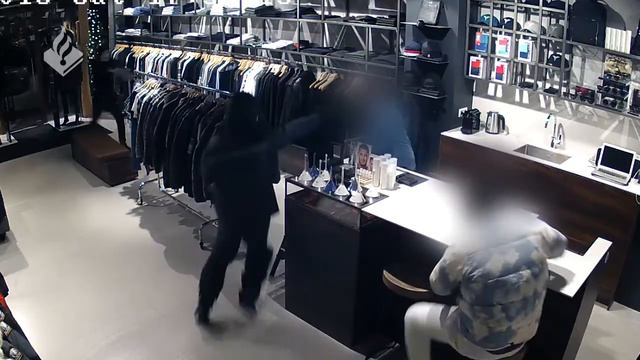 #WantedWednesday Gewapende overval Kinkerstraat смотреть онлайн