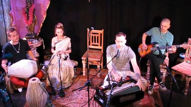 Dhira Krishna - MahaMantra ending