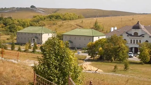 Костомаровский Спасский женский монастырь