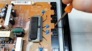 LE26B350F1W не включается (из серии экономим на ремонте электроники)