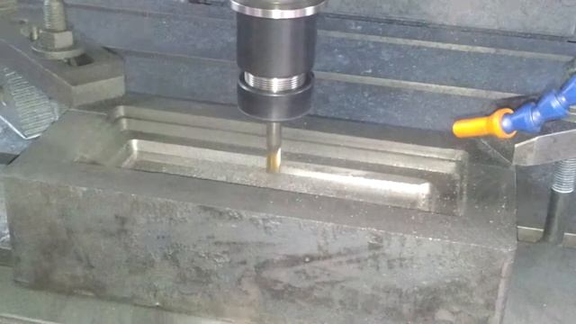 фрезеровка, черновой проход смотреть онлайн