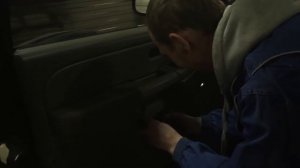 Снятие обшивки двери на Chevrolet Tahoe. Авторемонтный завод №5