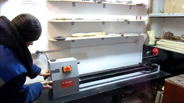 ?Обзор токарного станка по дереву Зубр ЗСТД-350-1000(плюсы и минусы) смотреть онлайн