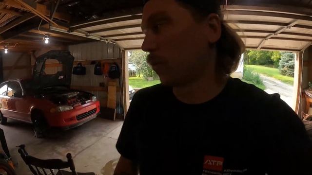 The new clutch is in, and the stroker v6 civic is about ready to go back to the dyno! смотреть онлайн