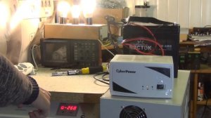 Тестирование CyberPower 350ei с подачей изменяемого напряжения на вход.