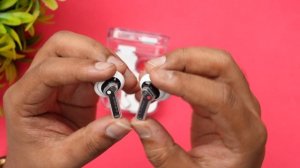 Nothing Ear (2) Review- Is it Worth Rs 9,999? ?