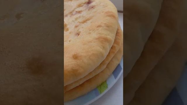 ОСЕТИНСКИЕ ПИРОГИ С КАРТОШКОЙ И СЫРОМ??РЕЦЕПТ СКОРО?? смотреть онлайн