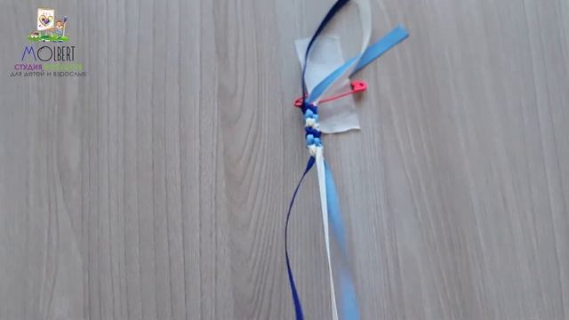 Урок рукоделия. Плетём фенечку. (для взрослых и детей от 6 лет)