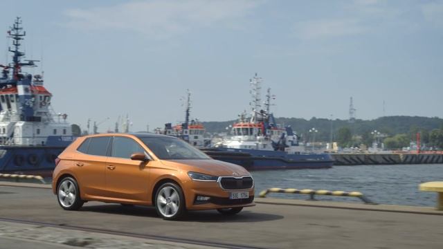 New SKODA FABIA 2022 - FULL details exterior, interior, driving (Phoenix Orange color)