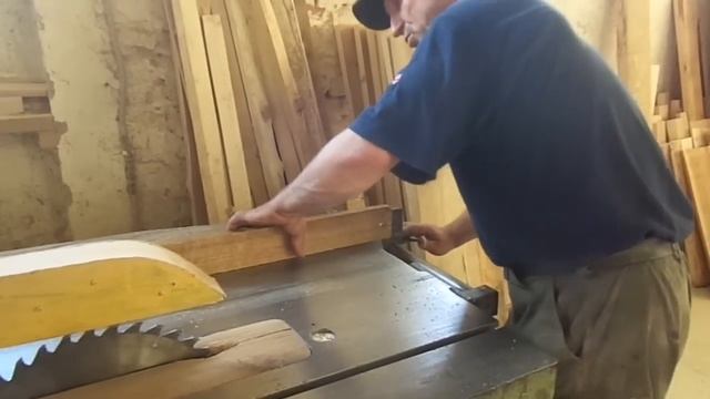 Линейка для циркулярки.Видеоответ.