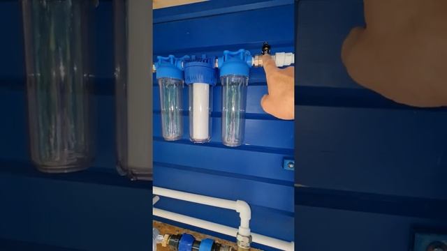 Подключение скважины к системе водоснабжения дома и сада . Летний вариант. смотреть онлайн