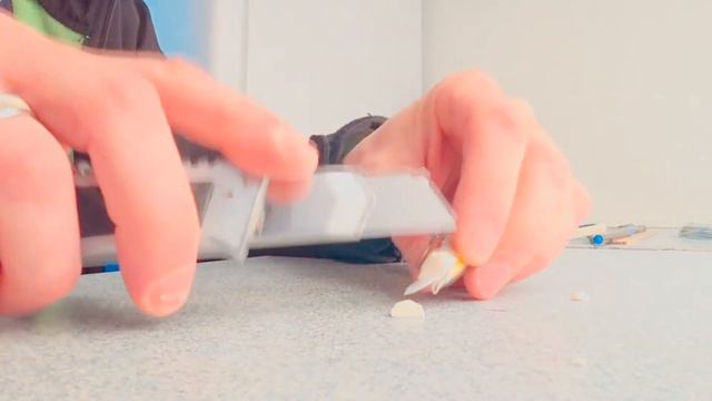 Restoring your Favorite Fishing Crankbait ASMR/Ремонт воблера. Лопатка. смотреть онлайн