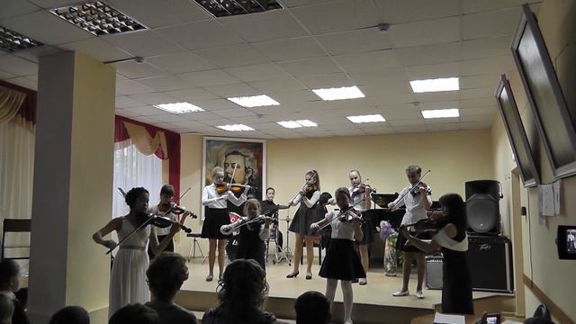 Ансамбль скрипачей. La pluie Марш весёлых авиаторов