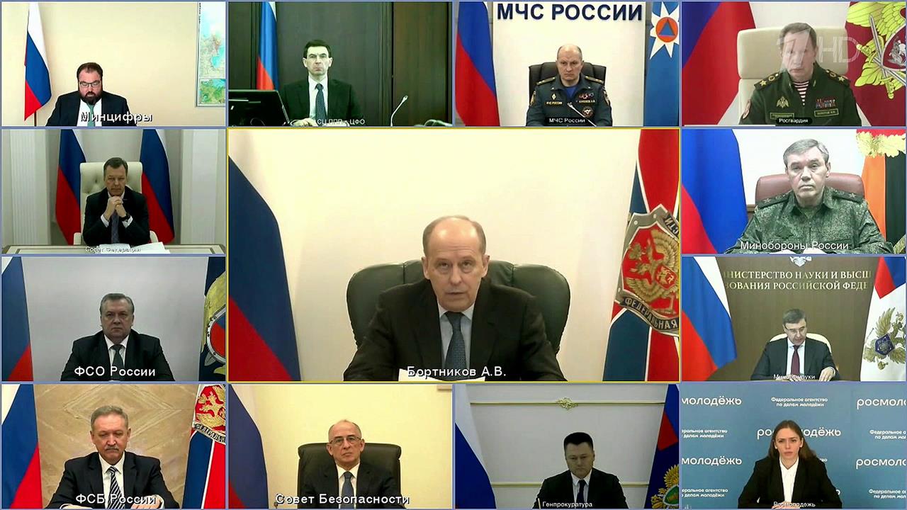 Александр Бортников призвал особое внимание уделять профилактике экстремизма среди молодежи