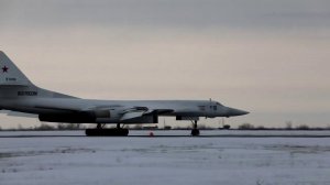 Полеты стратегических бомбардировщиков Ту-160 в Саратовской области