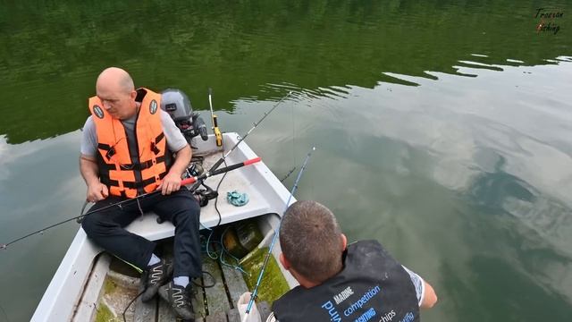 СОМ на КЛЬОНК - РАЗБИХМЕ СОМОВЕТЕ от ЛОДКА - ИСТОРИЯ за 95кг ГИГАНТ! смотреть онлайн