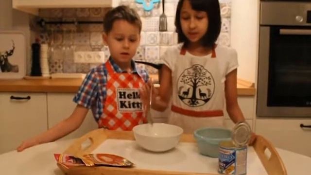 "Полосатое желе". Дети готовят еду сами. Cooking kids. смотреть онлайн