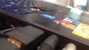 Видео Гайд - как подключить наушники к ноутбуку