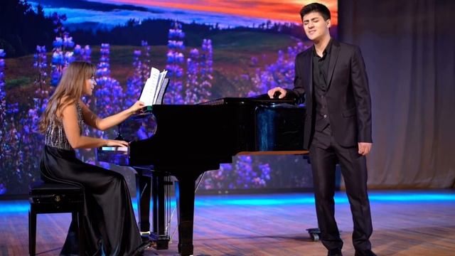 Гадир Байрамов, Романс на стихи Есенина, «Королева» смотреть онлайн