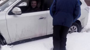 Аутлендер 3 в снегу, чуть не застрял