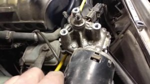 Работа моторчика дворников Е30