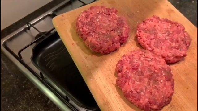 Бургер из мраморной Говядины !! Как в Ресторане . смотреть онлайн