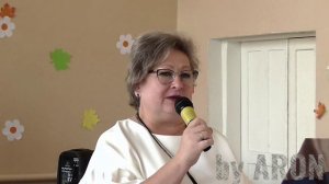 АННА КИРСАНОВА. Начальник отдела образования города на праздничной линейке 2 сентября 2024. Школа 17