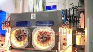 Машина для литья пэт бутылок пластиковых