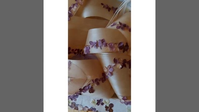 "Приятные сны"- объемный флористический коллаж из липового лыка с соцветиями гортензии смотреть онлайн