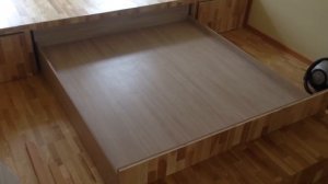 подиум с автоматической выдвижной кроватью