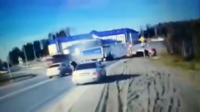 Дтп на трассе Тюмень Ханты мансийск 371км(Увате) смотреть онлайн